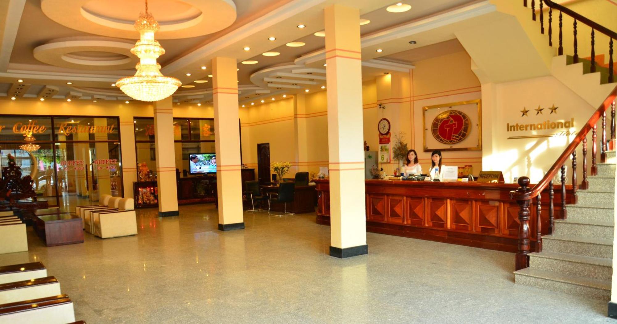Khach San Quoc Te Hotel Cà Mau Eksteriør billede